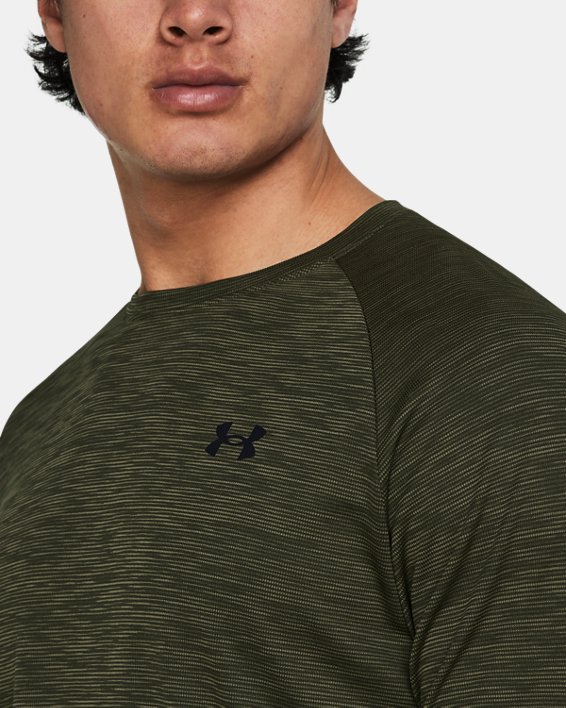 เสื้อแขนสั้น UA Tech™ Textured สำหรับผู้ชาย in Green image number 2